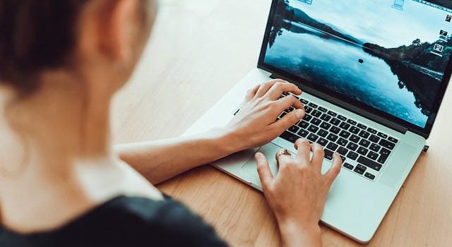 faxの伝統と進化を両立した現代ビジネスに最適な業者選びのポイント